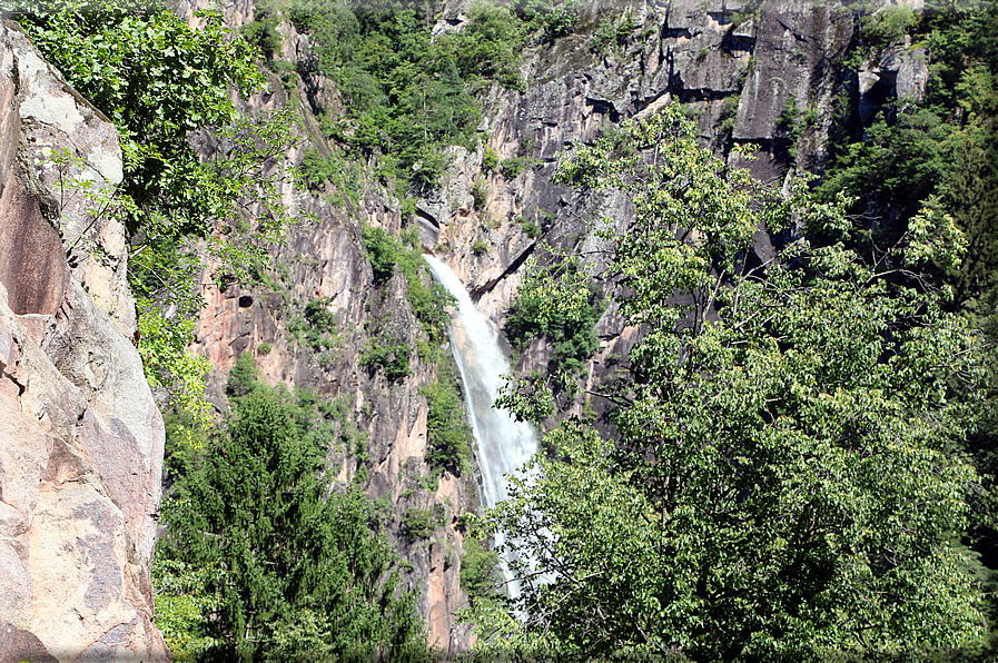 foto Cascata sul Rio Sinigo